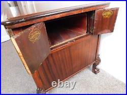 1910 Phonograph Columbia Regent Record Cabinet Player Desk Chippendale Mahogany