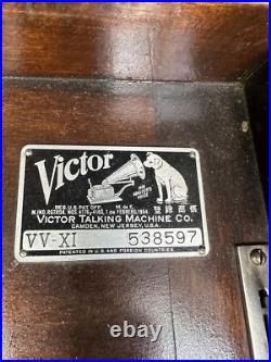 1919-1920 Victrola VV-XI Phonograph (#538578) Record Player