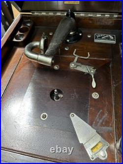 1919-1920 Victrola VV-XI Phonograph (#538578) Record Player