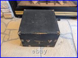 1920/30 Antique The Music Chest PORTABLE PHONOGRAPH RECORD PLAYER Works