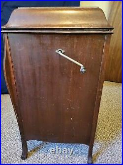 1922 VICTOR TALKING MACHINE VV 80 Phonograph Record Player