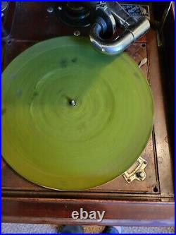 1922 VICTOR TALKING MACHINE VV 80 Phonograph Record Player