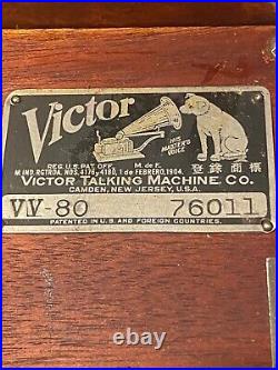 1923 VV-80 Victor Victrola Phonograph Cabinet Record Player