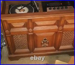 1950-60s Vintage Electrophonic 8 Track Record Player, Radio Turntable. READ
