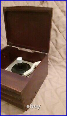 1950s RCA Victor Orthophonic High Fidelity 45RPM Record Player Phonograph