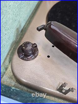 1954 Montgomery Ward Airline 978B Phonograph 3 Tube 3 Speed 78 Record Player