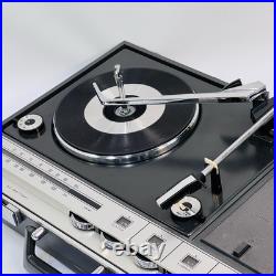 1970's Panasonic SG-674 Stereo Suitcase Radio Turntable Record Player WithSpeakers 1970's Panasonic SG-674 Stereo Suitcase Radio Turntable Record Player WithSpeakers