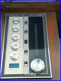 ADMIRAL CORPORATION Color Model SMK6511M Mid-Century TV/Radio/Record player