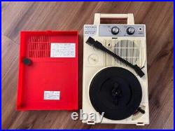 ANABAS GP-N3R Audio Nostalgic Portable Vinyl Records LP Player Red color used