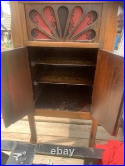 Americola Hand-Crank Cabinet Phonograph Record Player with Doors, Red Grille