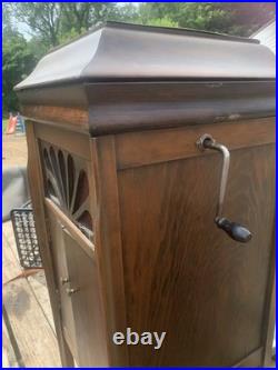 Americola Hand-Crank Cabinet Phonograph Record Player with Doors, Red Grille