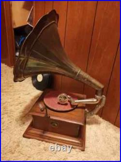 Antique Gramophone Fully Functional Working Gramophone Record Player Antique Gramophone Fully Functional Working Gramophone Record Player