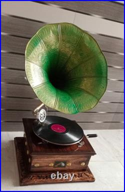Antique Gramophone, Fully Functional Working Phonograph, win-up record player