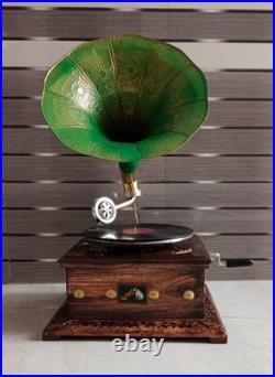 Antique Gramophone, Fully Functional Working Phonograph, win-up record player