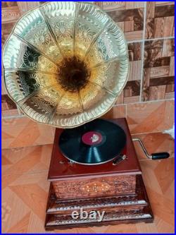 Antique Gramophone, Fully Functional Working Phonograph, win-up record player