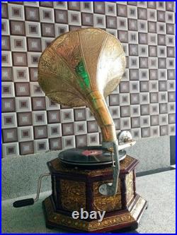 Antique Gramophone, Fully Functional Working Phonograph, win-up record player Antique Gramophone, Fully Functional Working Phonograph, win-up record player