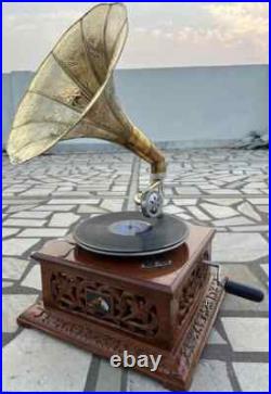 Antique HMV Gramophone Fully Functional Working Phonograph, win-up record player Antique HMV Gramophone Fully Functional Working Phonograph, win-up record player
