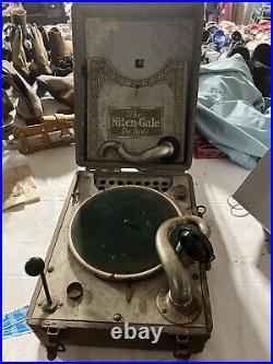Antique Niten Gale Nitengale Portable Hand Crank Record Player Phonograph