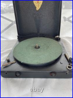 Antique Polly Portable Wind Up Phonograph Record Player withCase & Needles Works Antique Polly Portable Wind Up Phonograph Record Player withCase & Needles Works