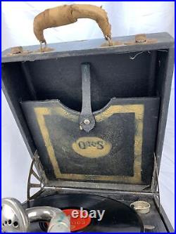 Antique QRS Chicago Portable Suitcase Wind Up Phonograph Record Player