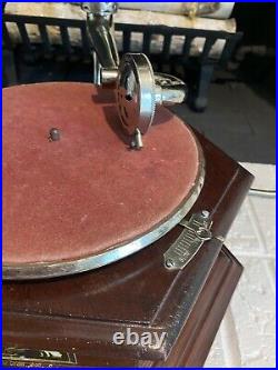 Antique Style Replica His Masters Voice Gramophone Record Player Phonograph