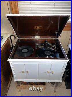 Antique VICTOR VICTROLA PHONOGRAPH VV-210 TALKING MACHINE Record Player PLAYS