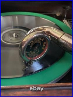 Antique VICTOR VICTROLA PHONOGRAPH VV-210 TALKING MACHINE Record Player PLAYS