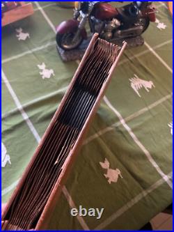 Antique VICTOR VICTROLA PHONOGRAPH VV-210 TALKING MACHINE Record Player PLAYS