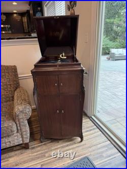 Antique VICTOR VICTROLA PHONOGRAPH VV-Xi TALKING MACHINE Record Player PLAYS