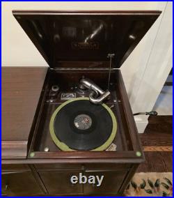 Antique Victor Victrola Talking Machine VV 215 Phonograph Cabinet Record Player
