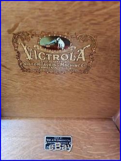 Antique Victor Victrola VV-XI Talking Machine Record Player Beautiful Condition