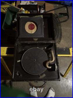 Antique Victrola Talking Machine Portable Phonograph Record Player Camden NJ Antique Victrola Talking Machine Portable Phonograph Record Player Camden NJ