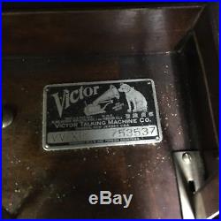 Antique Victrola VV-XI Record Player Phonograph