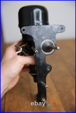 Antique Vintage Record Player Phonograph Motor Majestic Grigsby Victrola Edison