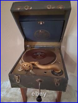 Antique Wind Up Phonograph Record Player Hit Of The Week