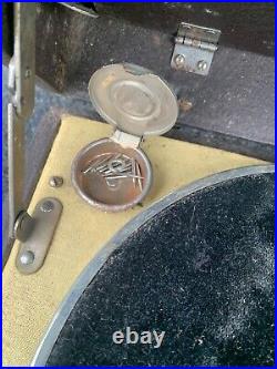 Antique Wind Up Phonograph Record player hand crank case Vintage Estate Find