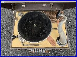 Antique Wind Up Phonograph Record player hand crank case Vintage Estate Find