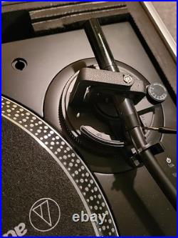 Audio Technica AT-LP120XUSB Turntable Record Player W Odyssey Travel Case DJ