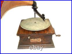 Columbia'Imperial' Phonograph