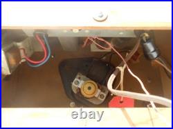 Cool Trav-ler Tube Radio Record Player Model 5044, Old Phonograph, Small Wood Case