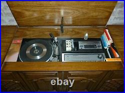 Excellent Condition 1978 Magnavox Am/fm Record Player In Oak Wood 58long