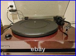 Fluance RT82 Reference High Fidelity Vinyl Turntable Record Player Ortofon OM10