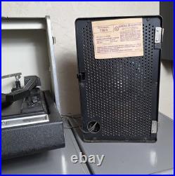 G E Solid State Stereo Portable Record Player with Detachable Spea