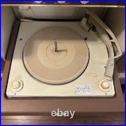 General Electric Trimline Stereophonic 100 Vinyl Portable Record Player READ