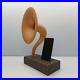 Gramophone_Phonograph_Vintage_Antique_Record_Player_Wooden_Body_Gold_Metal_01_wo