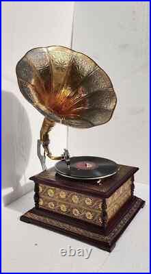 Gramophone player Functional working Phonograph Vintage Style winup record Gift Gramophone player Functional working Phonograph Vintage Style winup record Gift