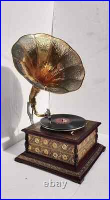 Gramophone player Functional working Phonograph Vintage Style winup record Gift Gramophone player Functional working Phonograph Vintage Style winup record Gift
