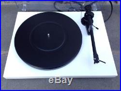 HARDLY USED White Pro-Ject Debut III Turntable Record Player with Ortofon OMB 5E