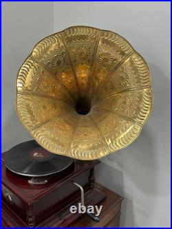 HMV Gramophone Fully Functional Working Phonograph, win-up record player