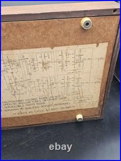 KLH Model Eleven Phonograph Record Player Cambridge Massachusetts KLH Model Eleven Phonograph Record Player Cambridge Massachusetts